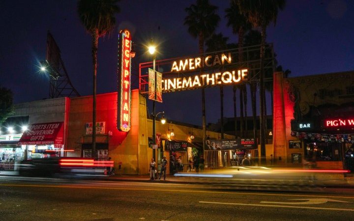 Netflix's aankoop van een iconisch LA-theater en wat het zou kunnen betekenen