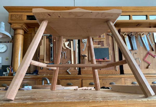 Stick Chair Herinnering voor livestream (1 pm 22 aug.)