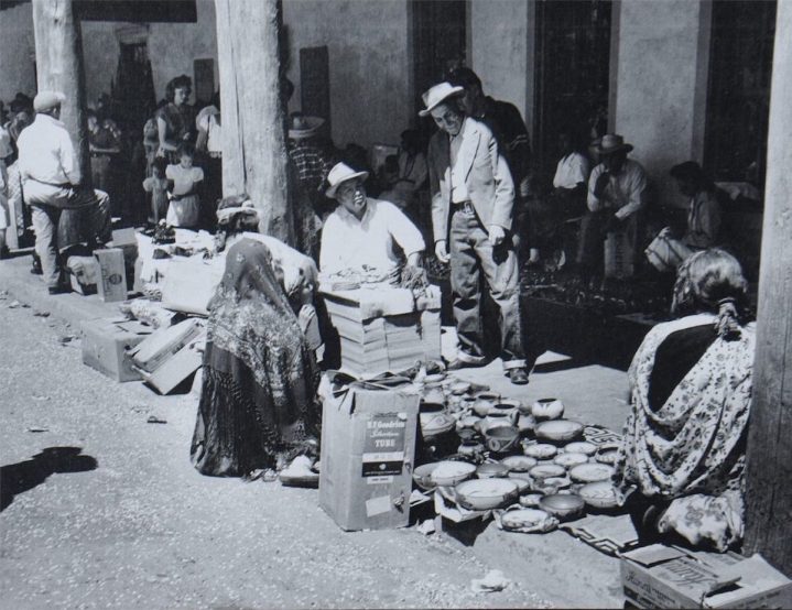 Een korte 100-jarige geschiedenis van de Indiase markt van Santa Fe
