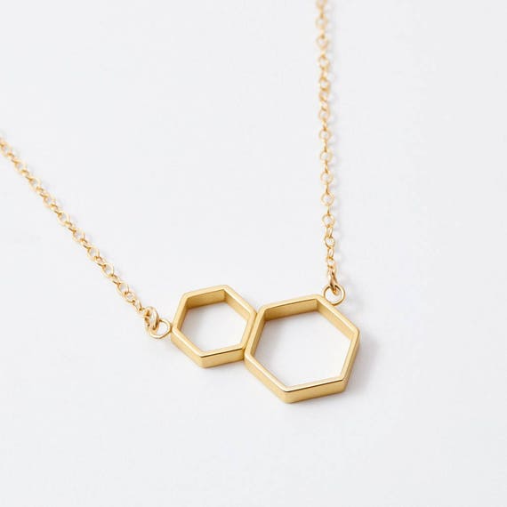 bijenkorf gouden dubbele honingraat sieraden charme hanger ketting voor vrouwen door BeehiveHandmadeLLC